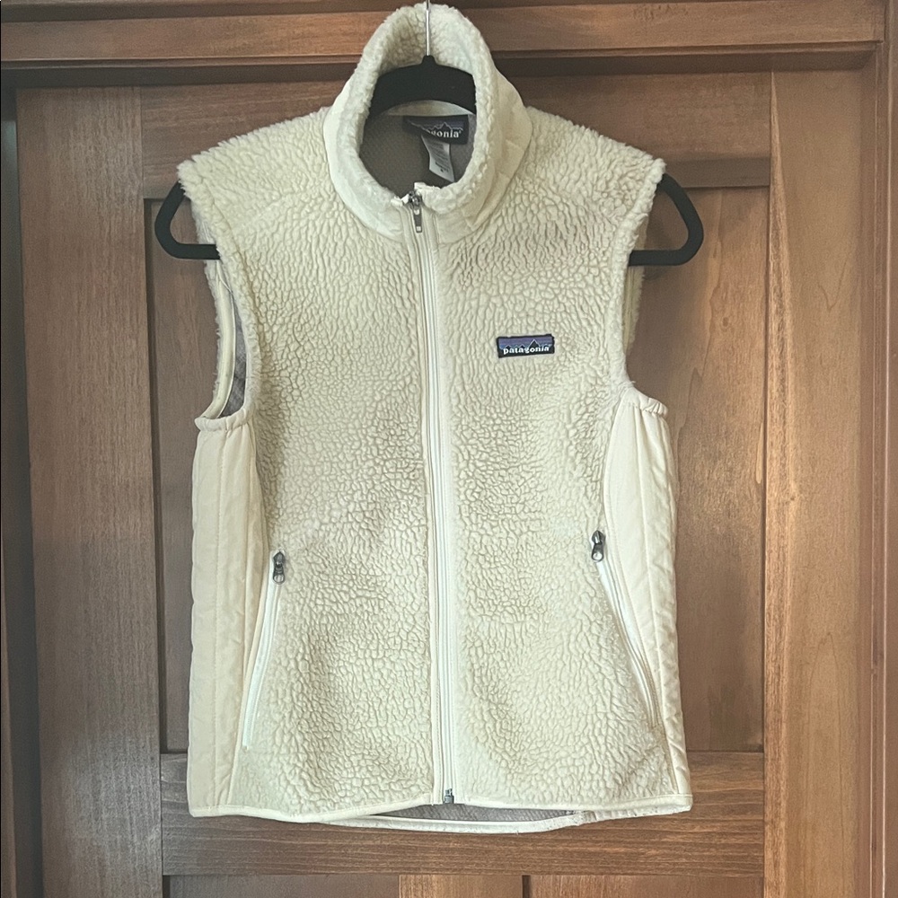 Patagonia Women's Off-White Sherpa Fleece Vest